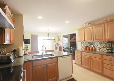 2289 Stonefield, Flushing, MI 48433 photo 14