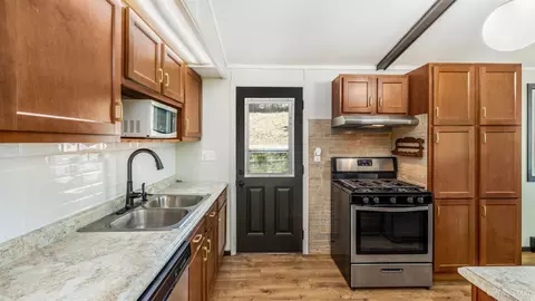 Kitchen - 1375 E 10th, Bark River, MI 49807 photo 1 of 3