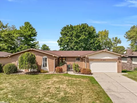 37365 Pocahontas, Clinton Township, MI 48036