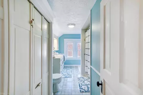 Entry Way - 308 E 5th, Monroe, MI 48161 photo 4 of 4