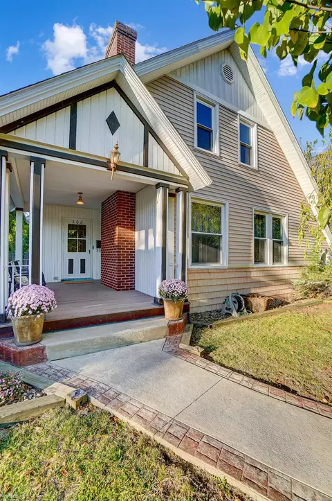 Exterior - 308 E 5th, Monroe, MI 48161 photo 2 of 15