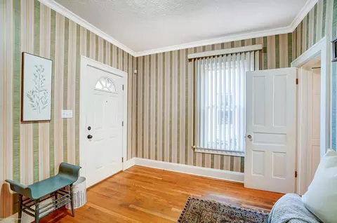 Entry Way - 308 E 5th, Monroe, MI 48161 photo 1 of 4