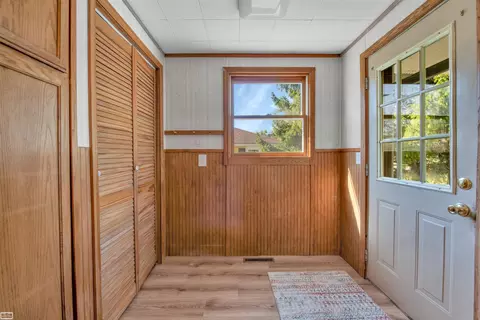 307 W W Ml, Capac, MI 48014 photo 17