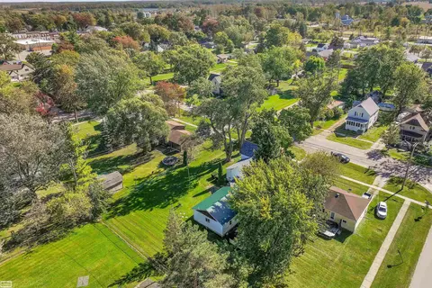 307 W W Ml, Capac, MI 48014 photo 34