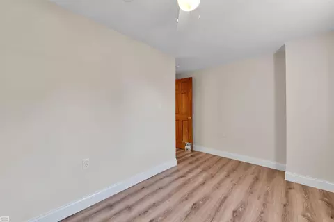 307 W W Ml, Capac, MI 48014 photo 10