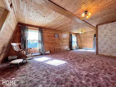 Living - 10246 Scribner, Bancroft, MI 48414 photo 6 of 6