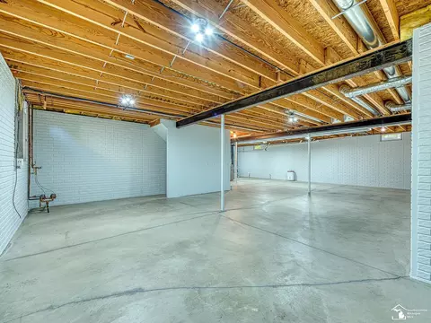 Other - 615 Rose Crst, Monroe, MI 48162 photo 8 of 9