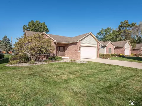 Exterior - 615 Rose Crst, Monroe, MI 48162 photo 7 of 7