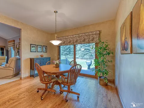 Dining - 615 Rose Crst, Monroe, MI 48162 photo 1 of 4