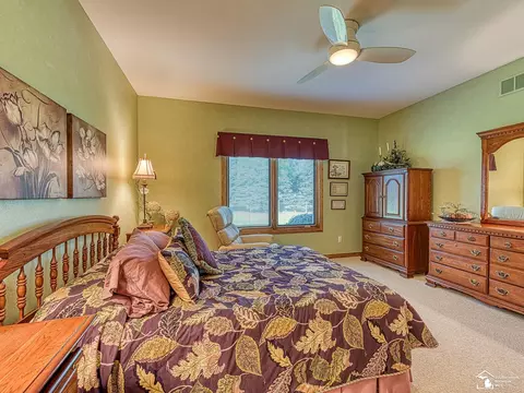 Bedroom - 615 Rose Crst, Monroe, MI 48162 photo 1 of 3
