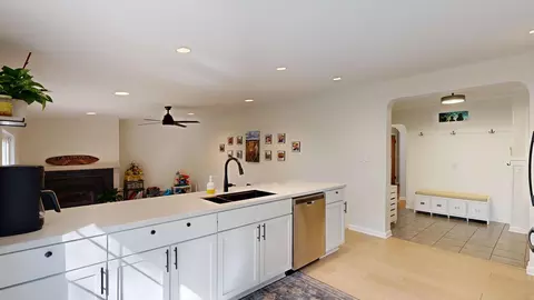 924 Gerald, Flushing, MI 48433 photo 13