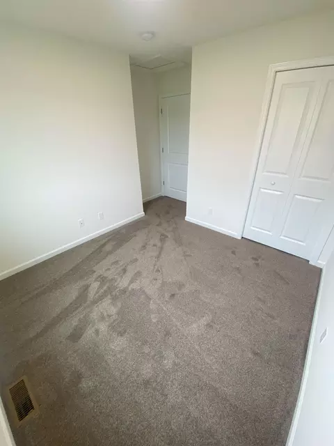 Bedroom - 1006 Pheasant, Gladwin, MI 48624 photo 3 of 4