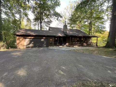 99 Wildwood, Tecumseh, MI 49286