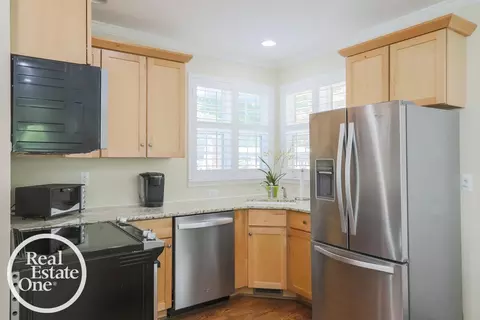 Kitchen - 361 Neff, Grosse Pointe, MI 48230 photo 1 of 2