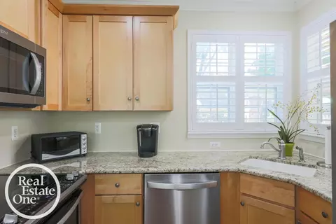 Kitchen - 361 Neff, Grosse Pointe, MI 48230 photo 2 of 2