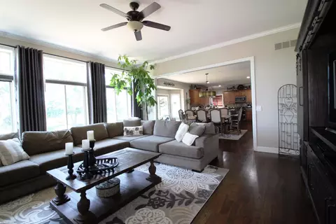 Living - 52768 Harmony, Macomb, MI 48042 photo 1 of 2