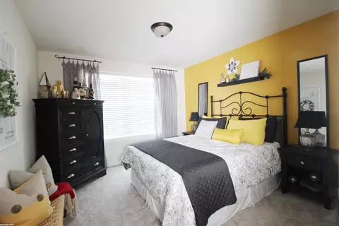 Bedroom - 52768 Harmony, Macomb, MI 48042 photo 5 of 7