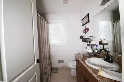 Bath - 52768 Harmony, Macomb, MI 48042 photo 4 of 4