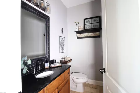 Bath - 52768 Harmony, Macomb, MI 48042 photo 1 of 4