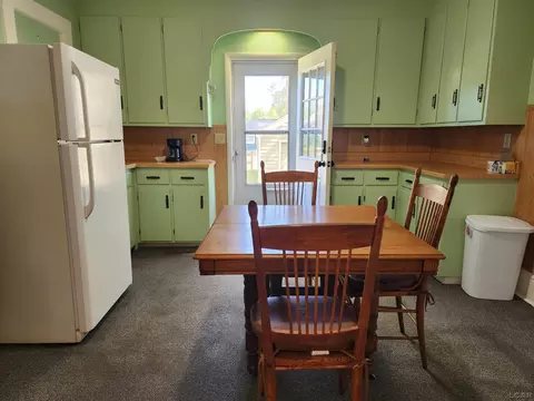 Kitchen - 811 S Main, Adrian, MI 49221 photo 6 of 7