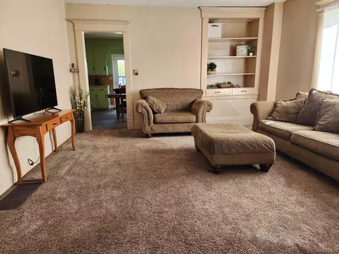 Living - 811 S Main, Adrian, MI 49221 photo 4 of 5