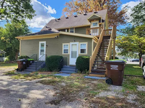 Exterior - 811 S Main, Adrian, MI 49221 photo 4 of 8