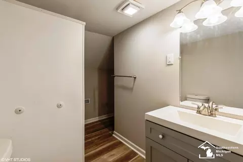 Bath - 9727 Lipp, Riga, MI 49276 photo 1 of 3