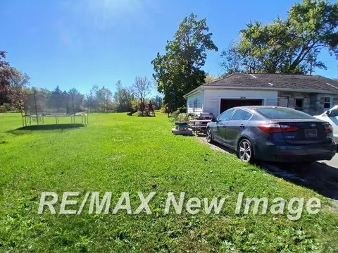 4481 W Coldwater, Flint, MI 48504