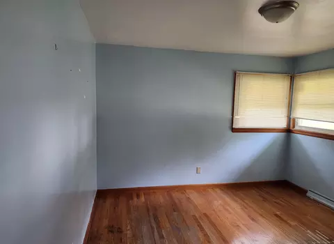 Bedroom - 24875 Armada Rdg, Armada, MI 48005 photo 1 of 2