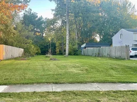 22518 Dorion, Saint Clair Shores, MI 48082