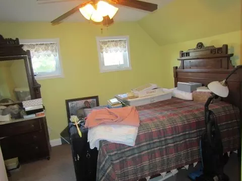 Bedroom - 4450 Scribner Rd, Durand, MI 48429 photo 2 of 2
