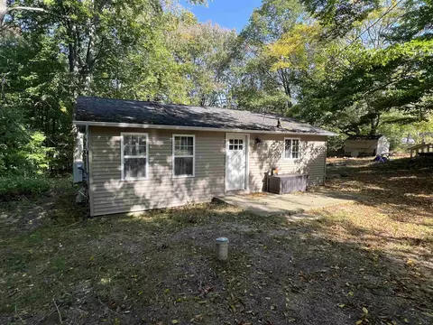 5852 Woodland, Lake, MI 48632