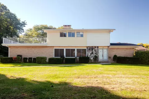 53 Briarcliff, Grosse Pointe Shores, MI 48236 photo 2