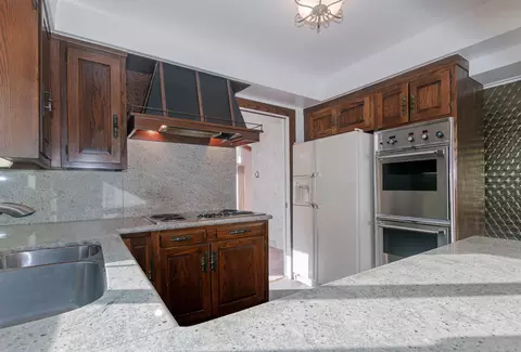 53 Briarcliff, Grosse Pointe Shores, MI 48236 photo 13