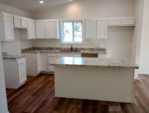 Kitchen - 1144 Pheasant #11, Gladwin, MI 48624 photo 1 of 4
