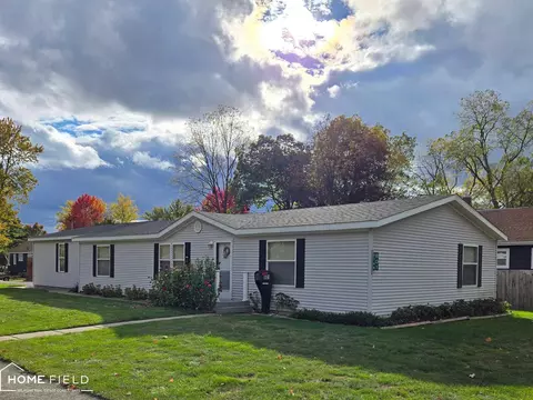 801 Ryan, Owosso, MI 48867