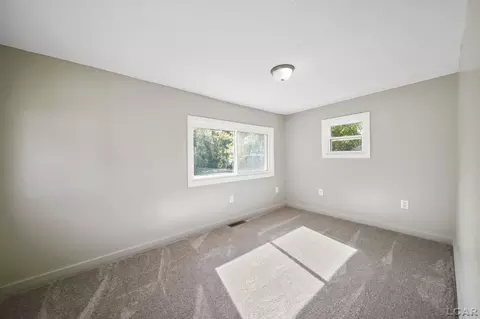 115 W Beecher, Adrian, MI 49221 photo 15