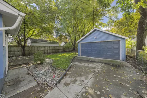 724 E 2nd, Royal Oak, MI 48067 photo 39