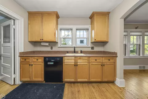 724 E 2nd, Royal Oak, MI 48067 photo 15
