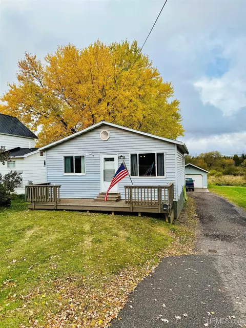1160 S S Pne, Ishpeming, MI 49849