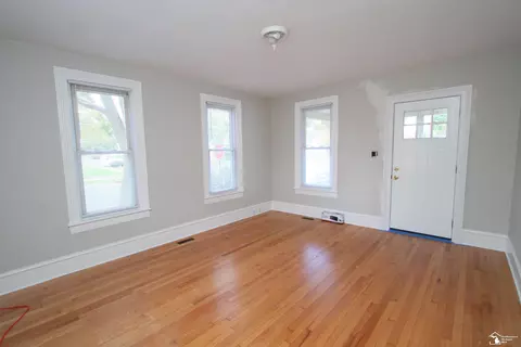 29 W Third, Monroe, MI 48161 photo 5