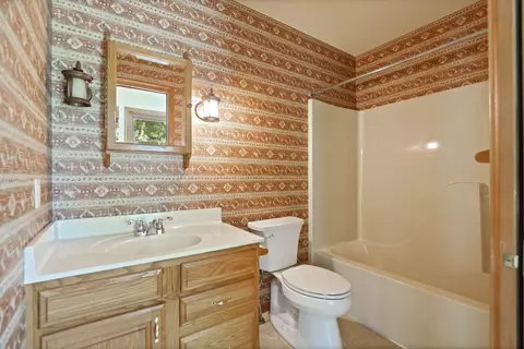 111 Loomis, Clio, MI 48420 photo 23