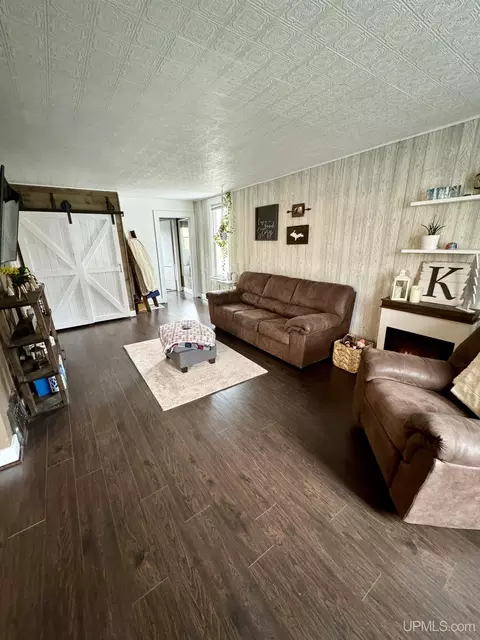 550 River, Ishpeming, MI 49849 photo 11