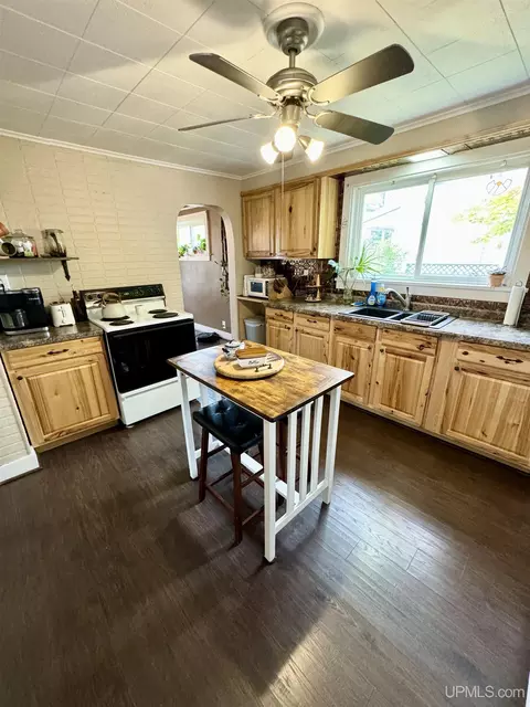 550 River, Ishpeming, MI 49849 photo 16
