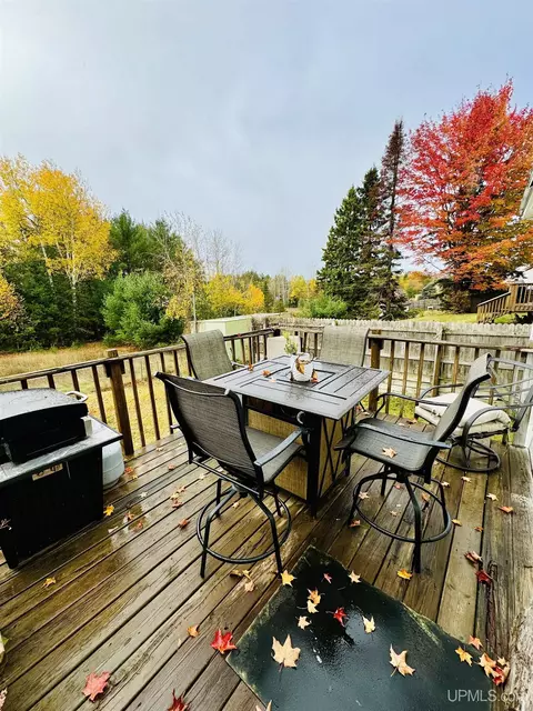 550 River, Ishpeming, MI 49849 photo 5
