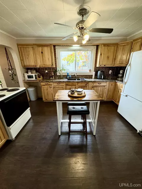 550 River, Ishpeming, MI 49849 photo 15