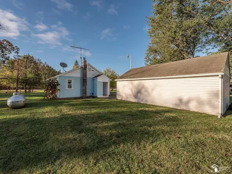 1929 Fix, Monroe, MI 48162 photo 21