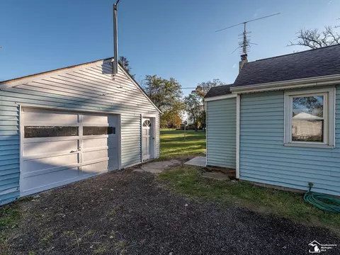 1929 Fix, Monroe, MI 48162 photo 22