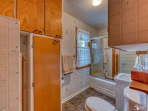1929 Fix, Monroe, MI 48162 photo 9