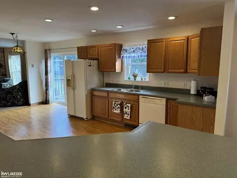 Kitchen - 232 Weitzel, Bad Axe, MI 48413 photo 1 of 2